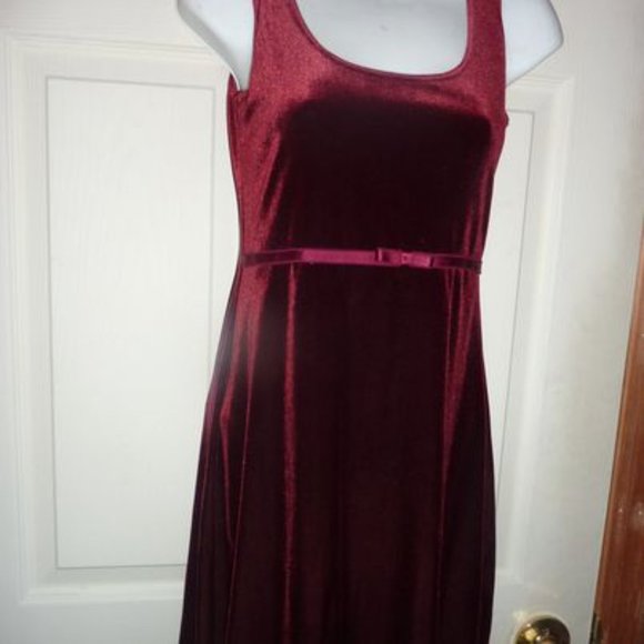 Eaton's Brand Velvet Red Dress - Picture 5 of 5